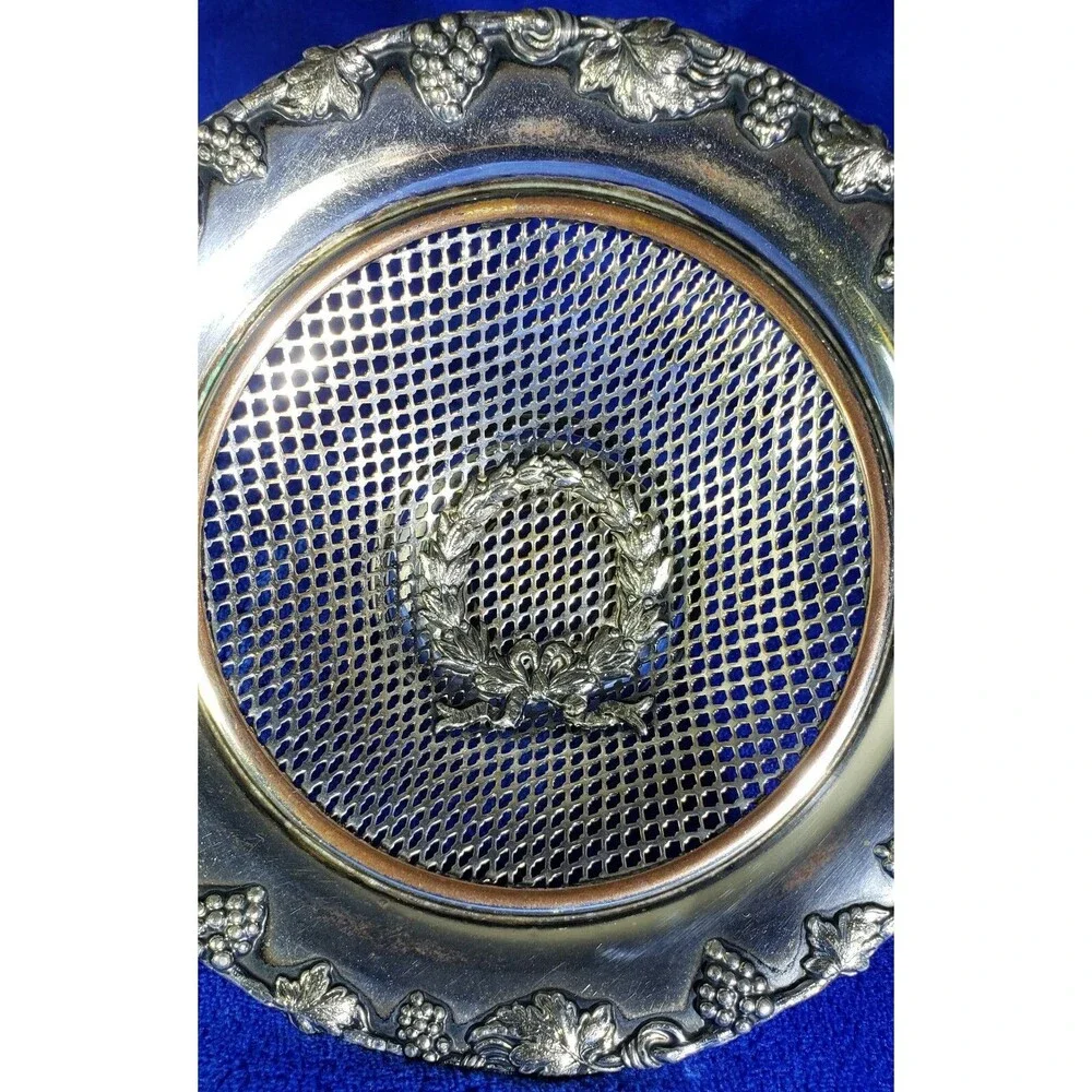 L. B. S. Co. Sheffield Vintage Silver Open Basket Weave Grapevine ~ Beautiful